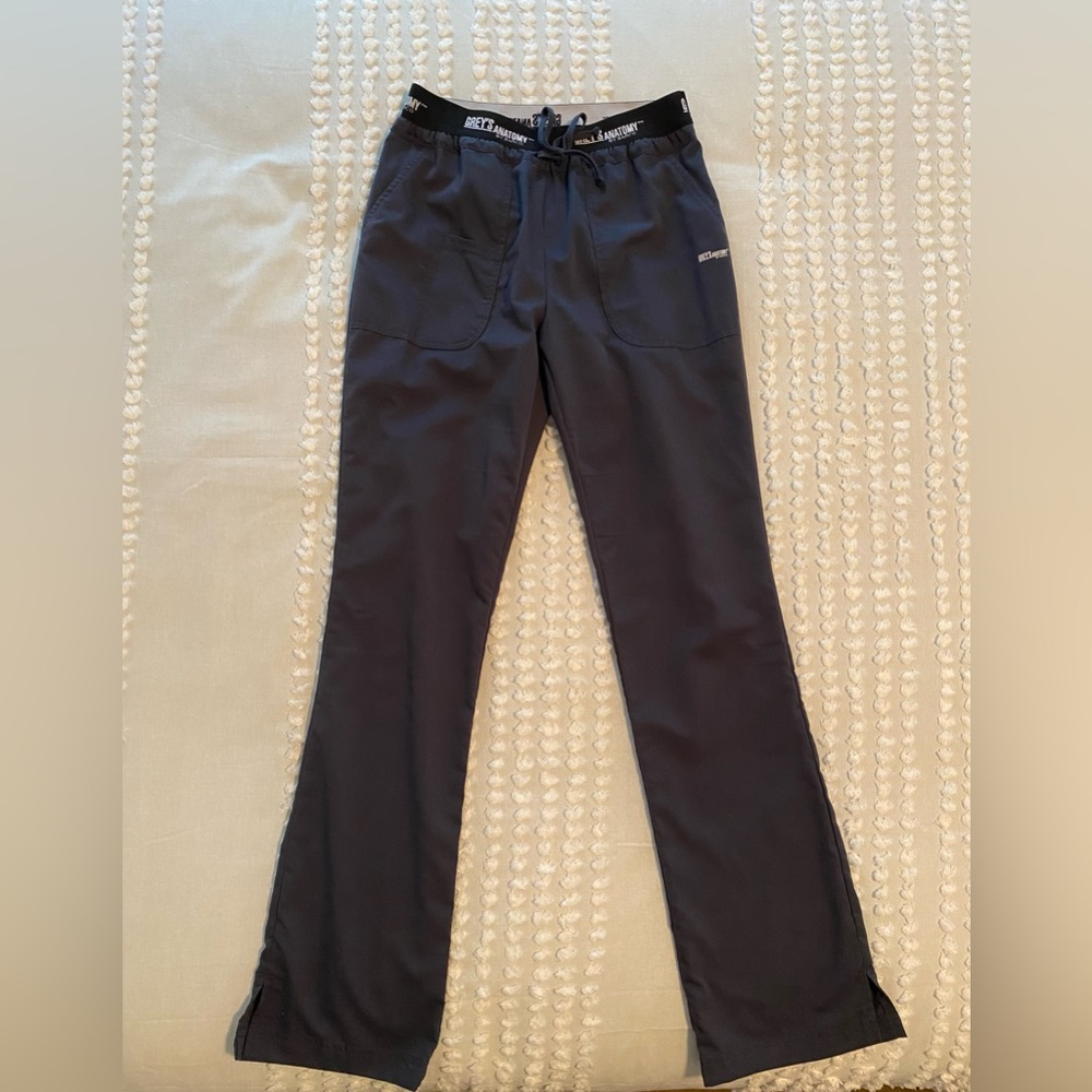 Grey’s Anatomy active women’s scrub pants